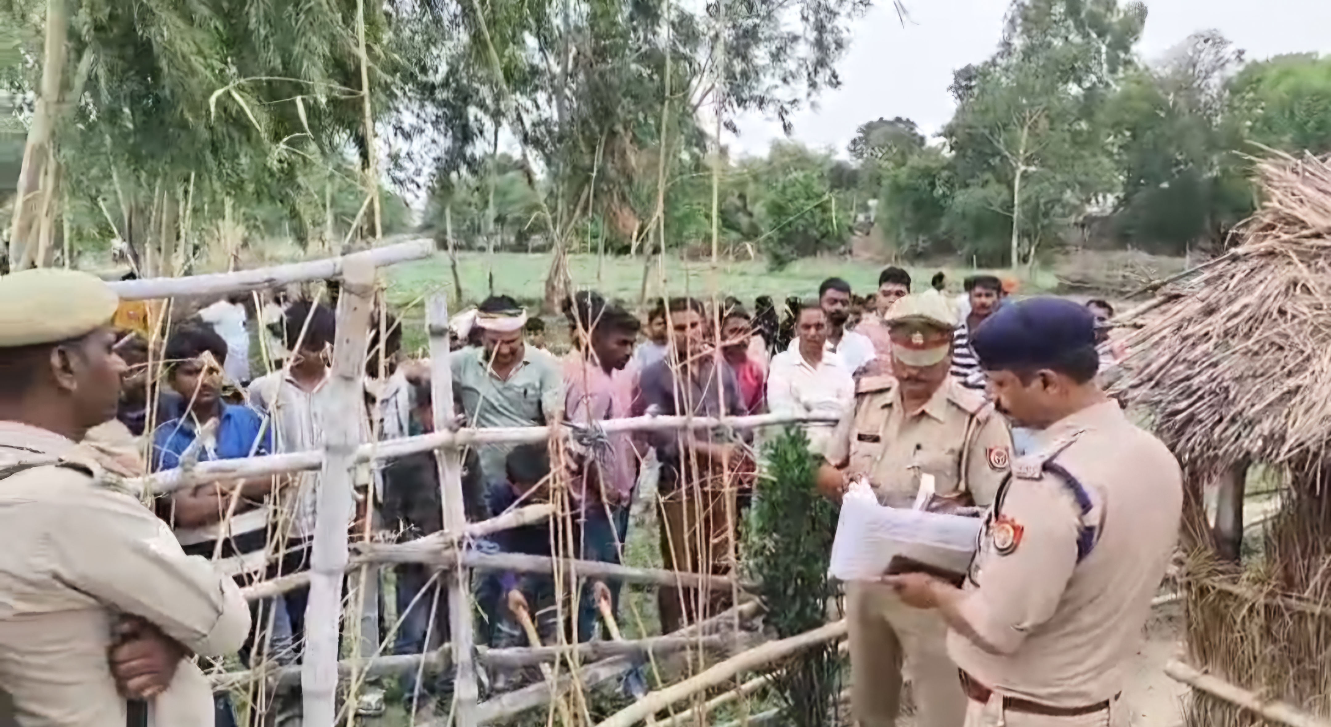 मौके पर पहुंचे सीओ अमेठी मौके पर पहुंचे सीओ अमेठी
