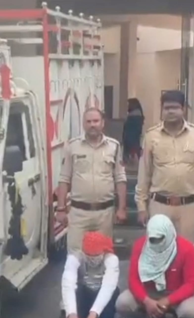 दो गिरफ्तार, दस लाख का मशरुका बरामद दो गिरफ्तार, दस लाख का मशरुका बरामद