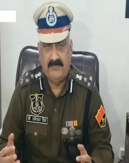व्यावसायिक संस्थानों में उच्च गुणवत्ता वाले सीसीटीवी कैमरे लगाने अनिवार्य:आईपीएस डॉ.रामेश्वर सिंह व्यावसायिक संस्थानों में उच्च गुणवत्ता वाले सीसीटीवी कैमरे लगाने अनिवार्य:आईपीएस डॉ.रामेश्वर सिंह