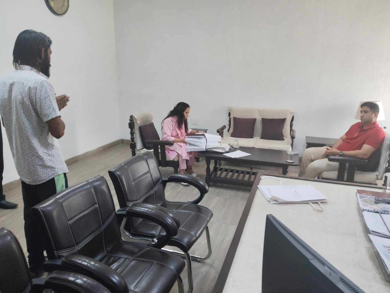 मामलो की सुनवाई करते हुए सीजेएम मोनिका। मामलो की सुनवाई करते हुए सीजेएम मोनिका।