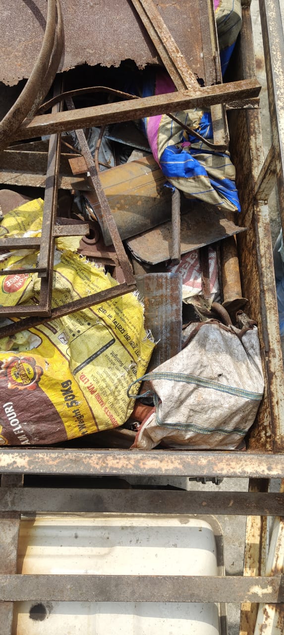 कोरबा: दर्री पुलिस ने अवैध कबाड़ सहित दो आरोपियों को किया गिरफ्तार कोरबा: दर्री पुलिस ने अवैध कबाड़ सहित दो आरोपियों को किया गिरफ्तार