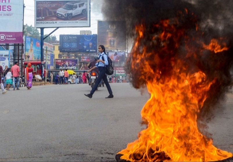 बंद की तस्वीर बंद की तस्वीर