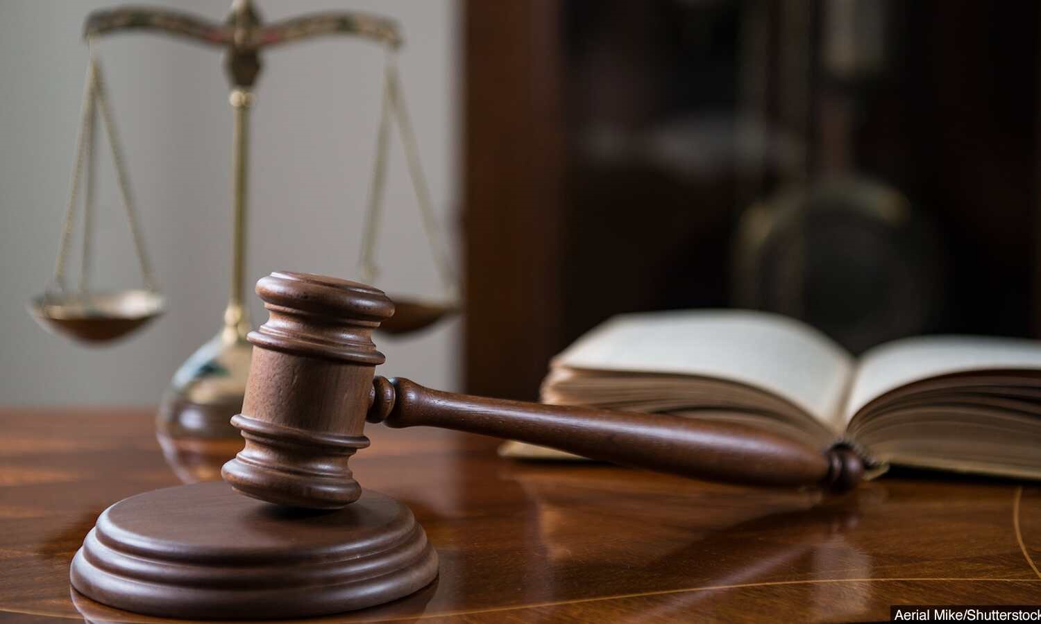 नाबालिग के साथ दो साल तक दुष्कर्म करने वाले अभियुक्त को सजा नाबालिग के साथ दो साल तक दुष्कर्म करने वाले अभियुक्त को सजा