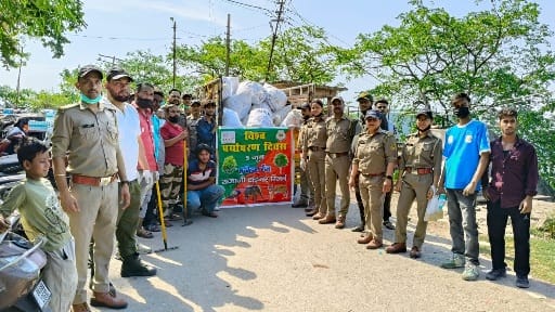 वन कर्मियों ने मनाया पर्यावरण दिवस वन कर्मियों ने मनाया पर्यावरण दिवस