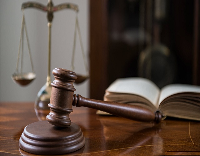 हत्यारे को पुलिस हिरासत हत्यारे को पुलिस हिरासत