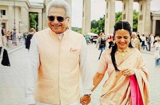 महुआ मोइत्रा पिनाकी मिश्र महुआ मोइत्रा पिनाकी मिश्र