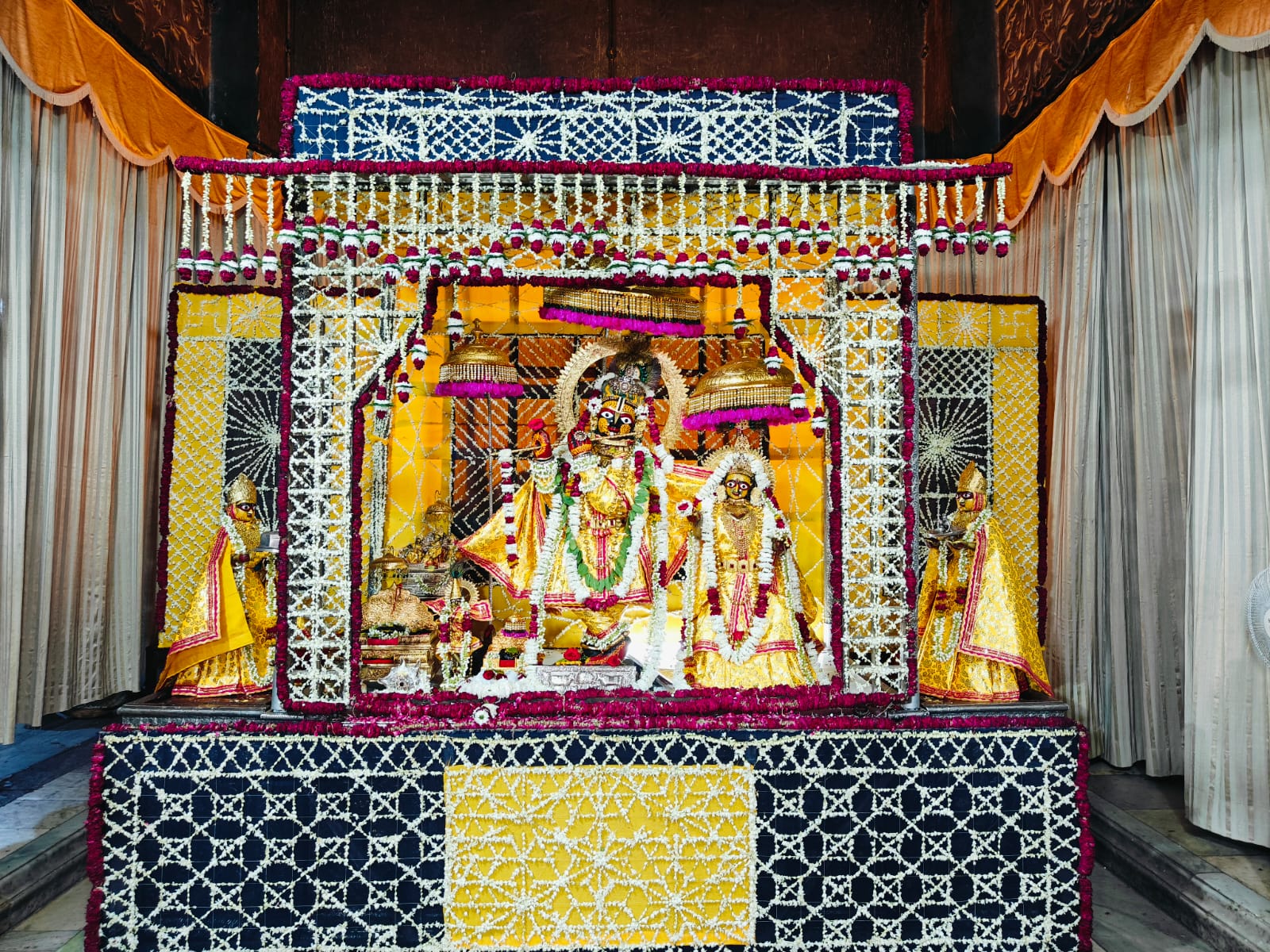 गोविंददेवजी मंदिर छांवण में रविवार को दर्शनार्थियों की रहेगी एंट्री बंद