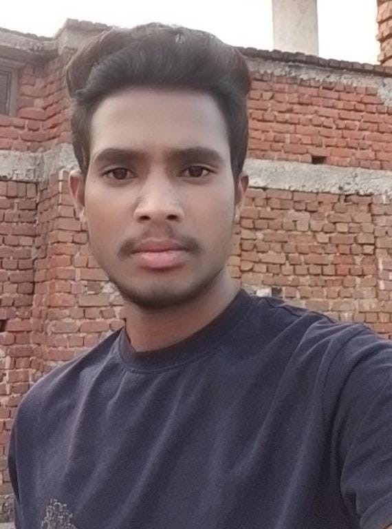 चाकूबाजी से घायल विकास कुमार धु्रव।