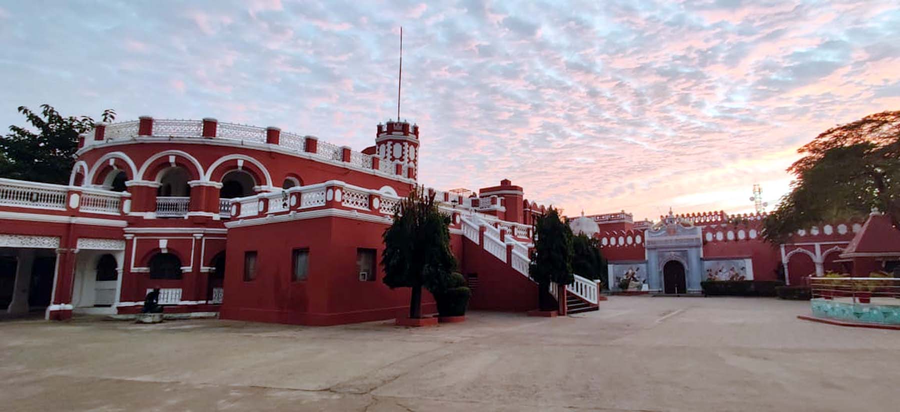 इंदिरा कला संगीत विश्वविद्यालय खैरागढ़ इंदिरा कला संगीत विश्वविद्यालय खैरागढ़