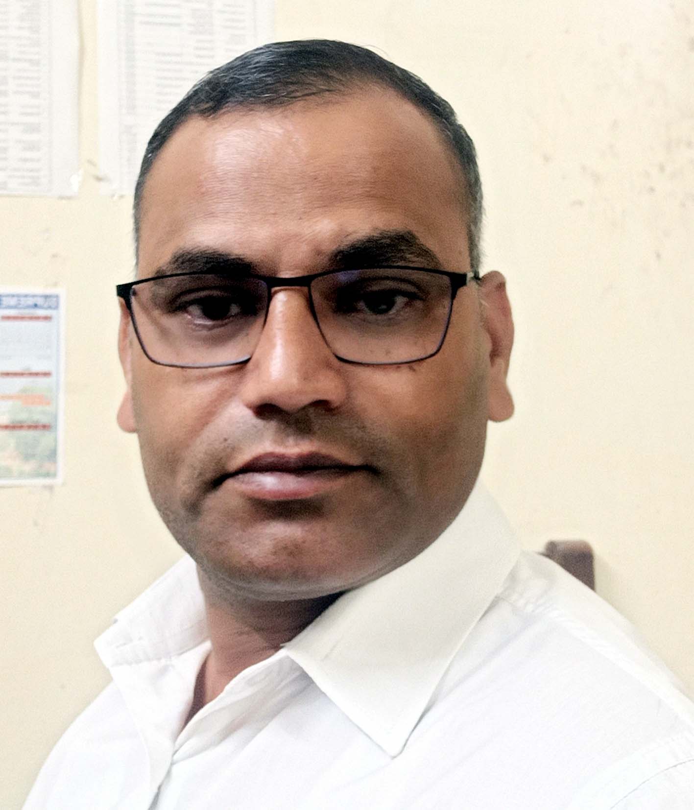 सामाजिक कार्यकर्ता एडवोकेट बजरंग इंदल। सामाजिक कार्यकर्ता एडवोकेट बजरंग इंदल।