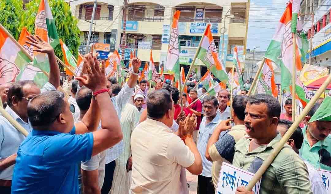 अगरतला में कांग्रेस नेताओं पर हमला के विरोध में उदयपुर में विरोध मार्च अगरतला में कांग्रेस नेताओं पर हमला के विरोध में उदयपुर में विरोध मार्च