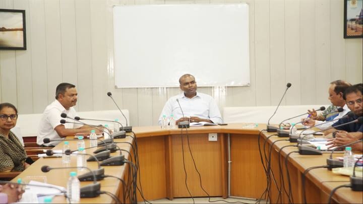 समय - सीमा पत्रों की समीक्षा बैठक