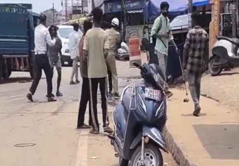 मारपीट की तस्वीर