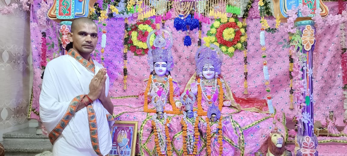 मिथिला बिहारिणी-बिहारी सरकार का मनाया गया वार्षिकोत्सव मिथिला बिहारिणी-बिहारी सरकार का मनाया गया वार्षिकोत्सव