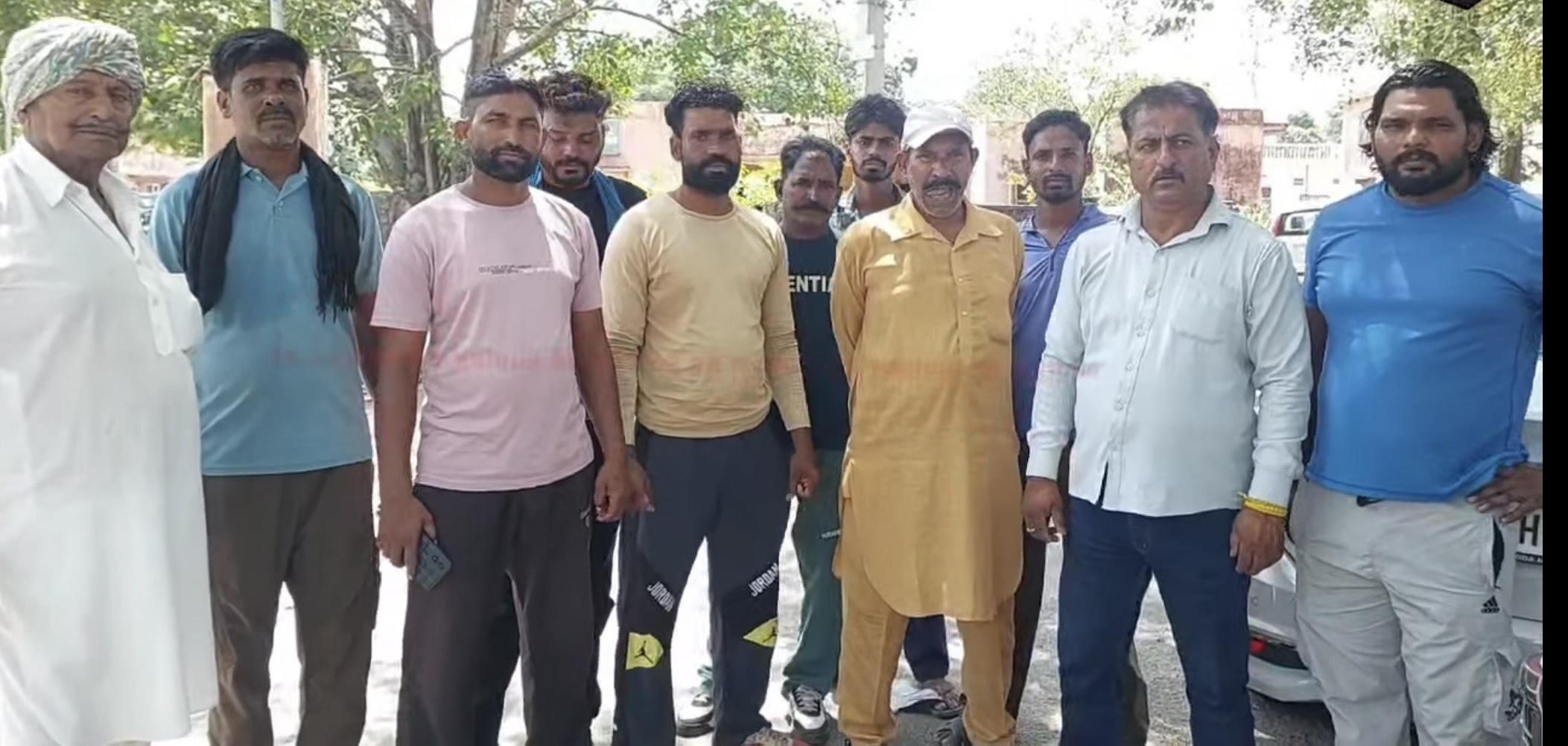 Locals of Ghatti, a developed industrial area of Jammu and Kashmir, are still yearning for drinking water Locals of Ghatti, a developed industrial area of Jammu and Kashmir, are still yearning for drinking water