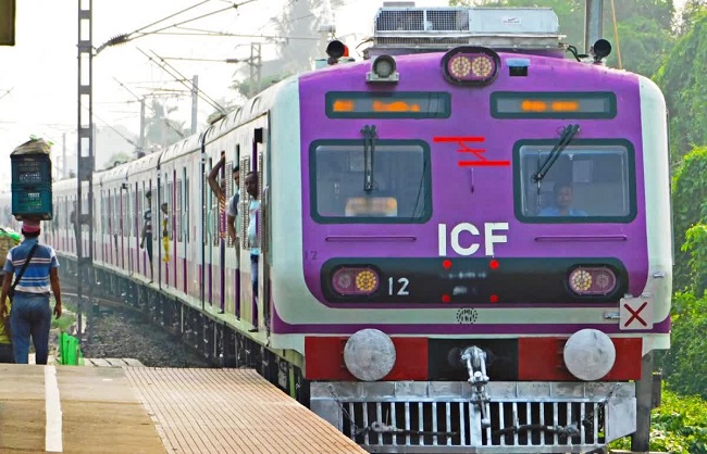 लोकल ट्रेनें लोकल ट्रेनें
