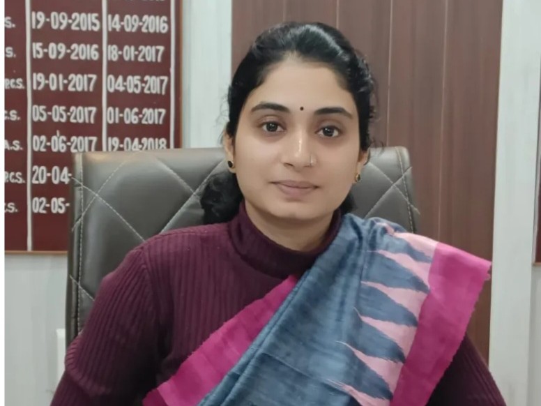 मुरादाबाद की नवागत मुख्य विकास अधिकारी मृणाली अविनाश जोशी। मुरादाबाद की नवागत मुख्य विकास अधिकारी मृणाली अविनाश जोशी।
