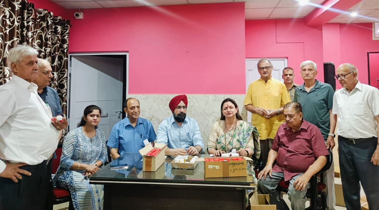 वरिष्ठ नागरिकों के लिए जागरूकता व स्वास्थ्य जांच शिविर का आयोजन त्रिकुटा नगर में सम्पन्न वरिष्ठ नागरिकों के लिए जागरूकता व स्वास्थ्य जांच शिविर का आयोजन त्रिकुटा नगर में सम्पन्न