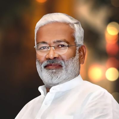 उत्तर प्रदेश सरकार में कैबिनेट मंत्री स्वतंत्र देव सिंह। उत्तर प्रदेश सरकार में कैबिनेट मंत्री स्वतंत्र देव सिंह।