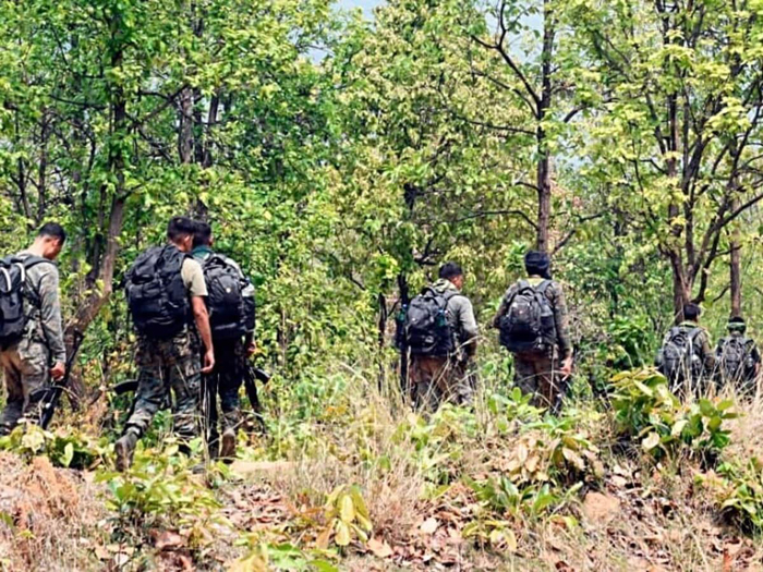 फाईल फाेटाे मुठभेड़ में 2 नक्सली ढेर फाईल फाेटाे मुठभेड़ में 2 नक्सली ढेर