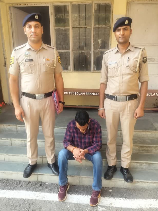नशा तस्कर नशा तस्कर