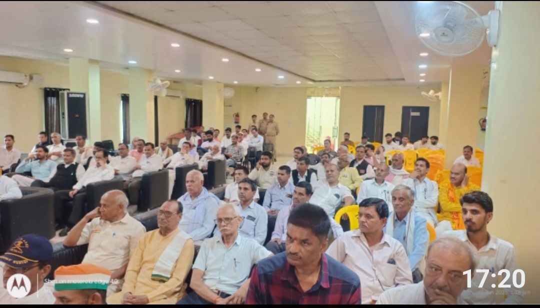 कन्नौज: भाजपा ने प्रोफेशनल मीट सयोजित किया कन्नौज: भाजपा ने प्रोफेशनल मीट सयोजित किया