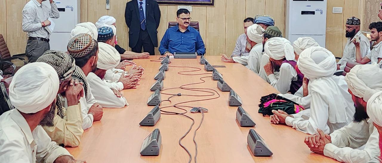 Several delegations of Gujjar-Bakarwal tribes from Jammu, Samba, Kathua met the minister Several delegations of Gujjar-Bakarwal tribes from Jammu, Samba, Kathua met the minister