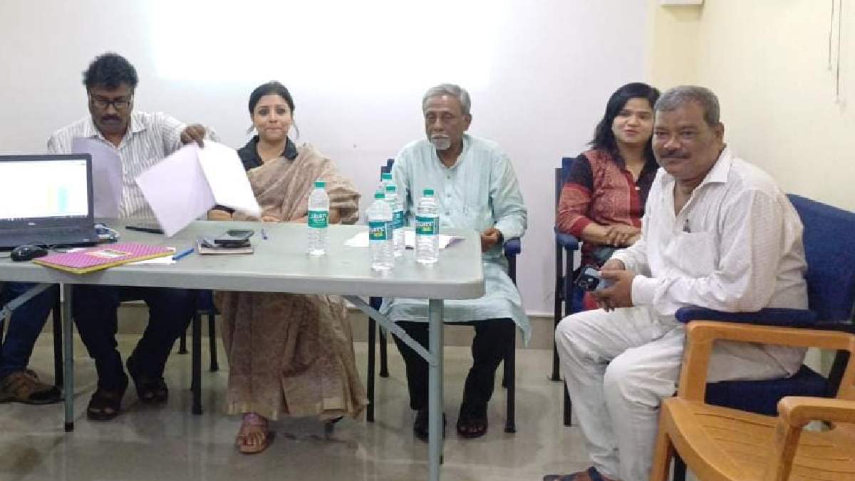 राशन दुकान से भगवान जगन्नाथ का प्रसाद बांटने पर राजनीतिक घमासान राशन दुकान से भगवान जगन्नाथ का प्रसाद बांटने पर राजनीतिक घमासान