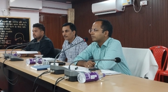प्लान की बैठक प्लान की बैठक