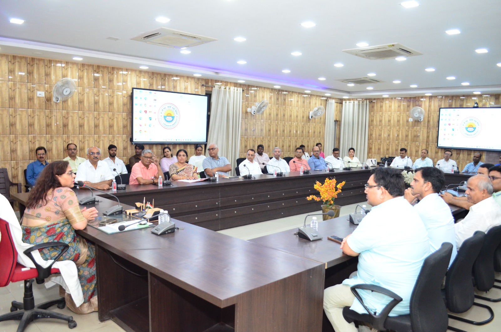 अंतर्राष्ट्रीय योग दिवस पर विश्व रिकॉर्ड स्थापित करने में भागीदारी सुनिश्चित करेगा गोरखपुर विश्वविद्यालय* अंतर्राष्ट्रीय योग दिवस पर विश्व रिकॉर्ड स्थापित करने में भागीदारी सुनिश्चित करेगा गोरखपुर विश्वविद्यालय*
