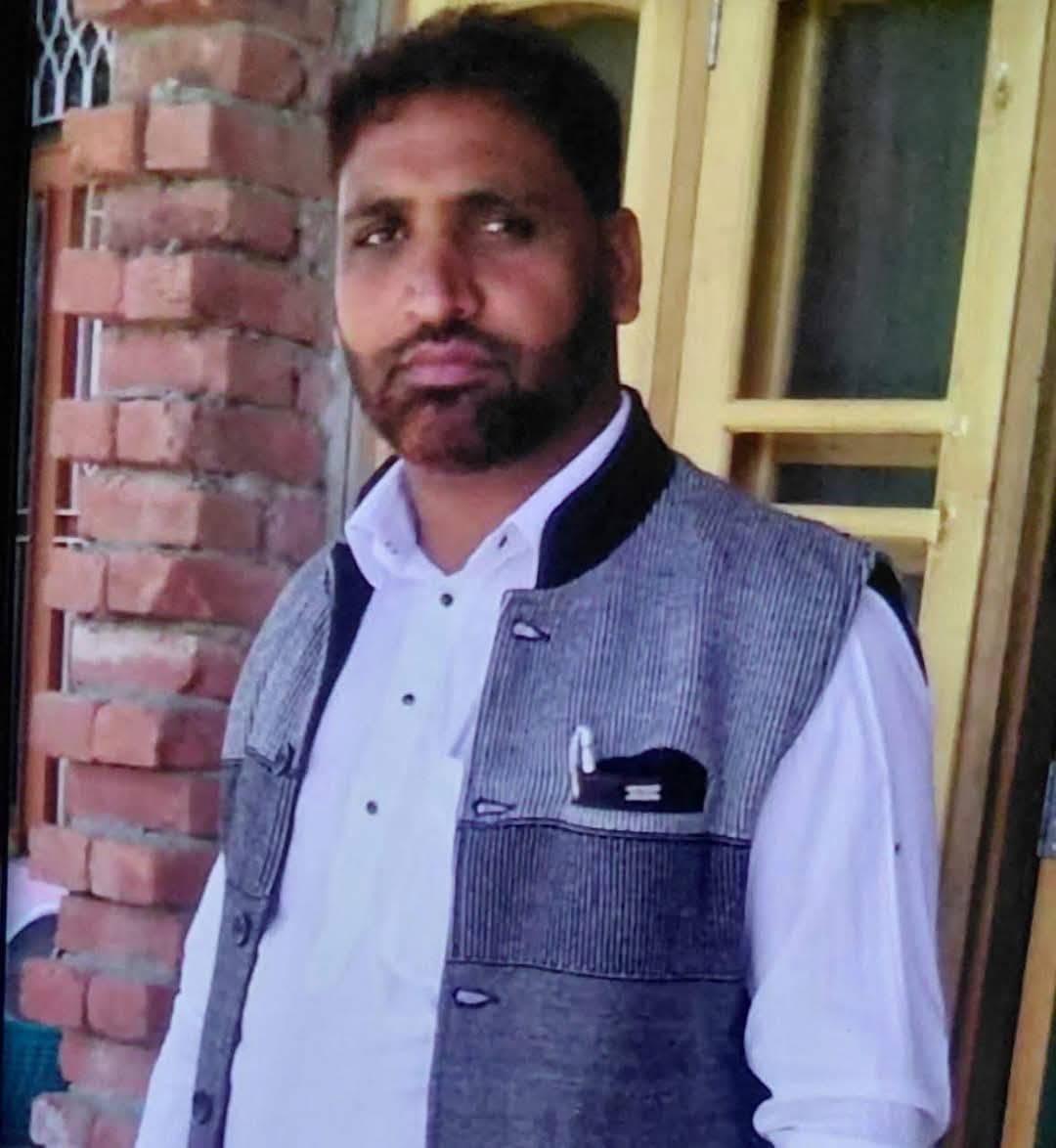 Head constable who took a bribe of Rs 15000 absconded, ACB recovered the money thrown in the bushes Head constable who took a bribe of Rs 15000 absconded, ACB recovered the money thrown in the bushes