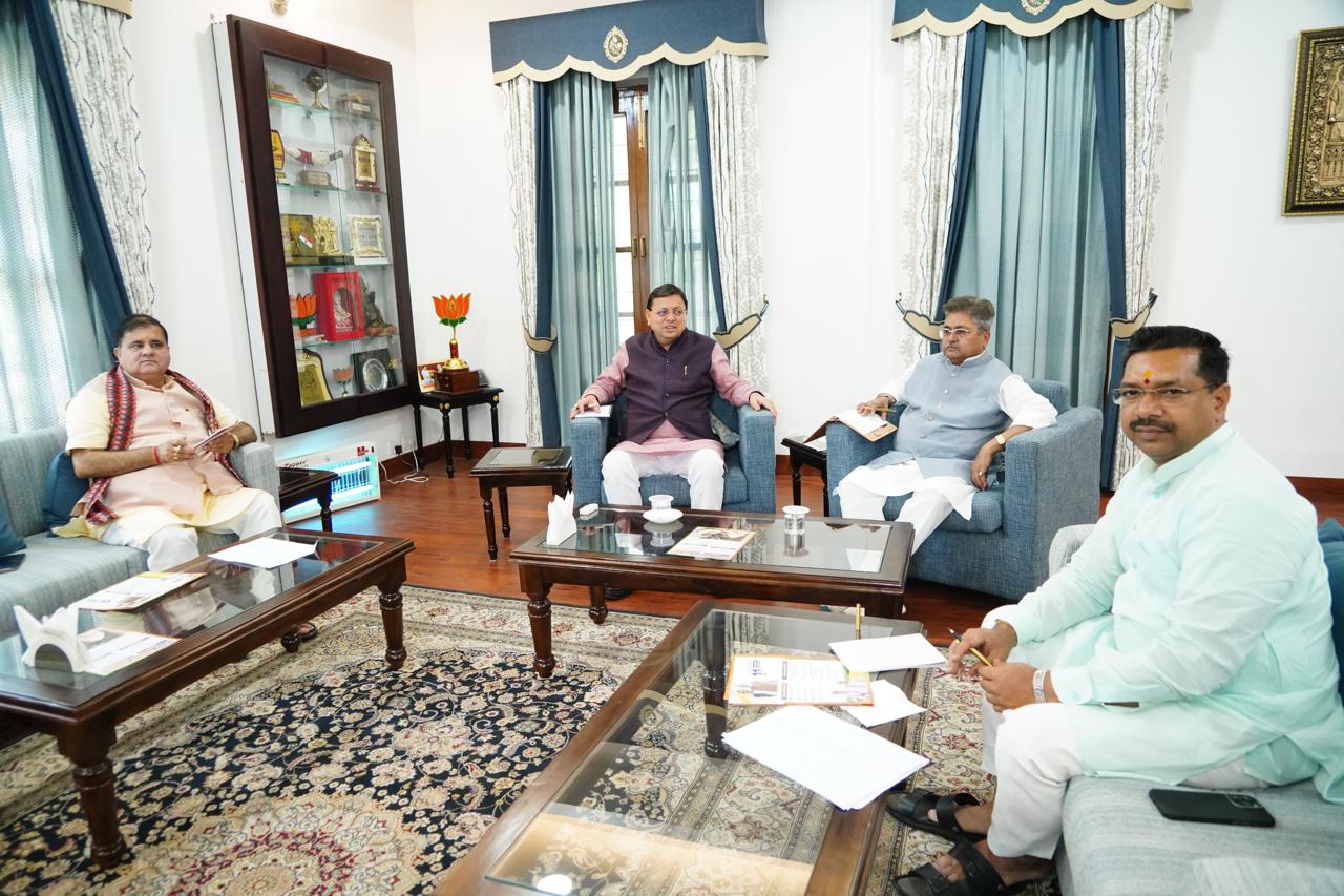 पंचायत चुनाव की रणनीति तय करता भाजपा का शीर्ष नेतृत्व। पंचायत चुनाव की रणनीति तय करता भाजपा का शीर्ष नेतृत्व।
