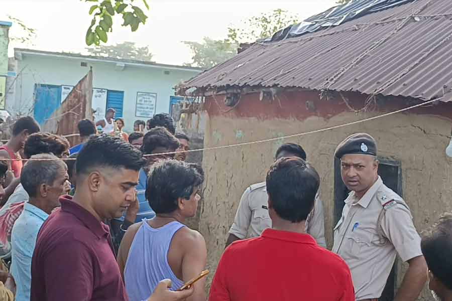 नशे में धुत युवक ने सोते हुए नाबालिग पर धारदार हथियार से किया हमला नशे में धुत युवक ने सोते हुए नाबालिग पर धारदार हथियार से किया हमला