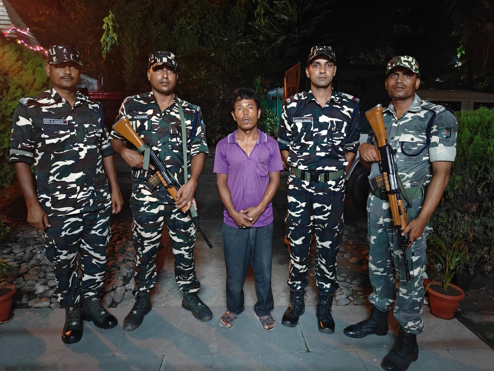 एसएसबी के हत्थे चढ़ा बांग्लादेशी एसएसबी के हत्थे चढ़ा बांग्लादेशी