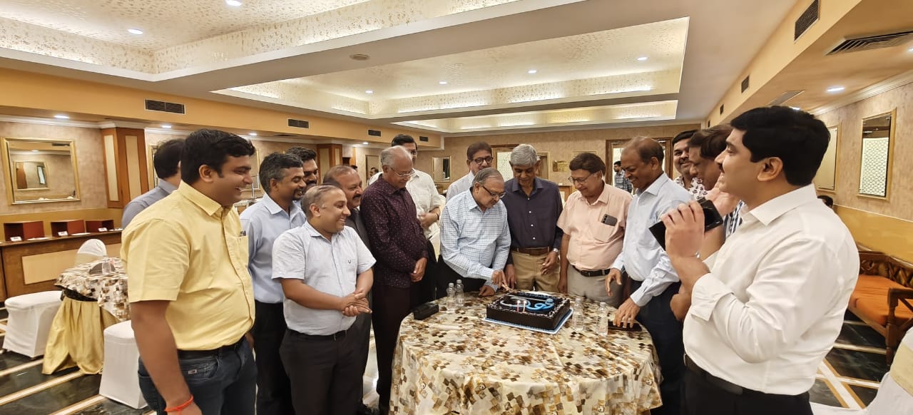 प्रथम सर्जनडे पर आयोजित कार्यक्रम का छाया चित्र प्रथम सर्जनडे पर आयोजित कार्यक्रम का छाया चित्र