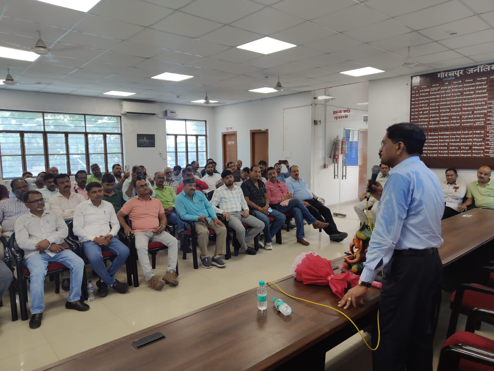 ‘कितनी बदली कानून व्यवस्था’ विषय पर संवादपरक विमर्श में बोले सुपरकॉप के नाम से मशहूर रहे पूर्व आईपीएस अधिकारी ‘कितनी बदली कानून व्यवस्था’ विषय पर संवादपरक विमर्श में बोले सुपरकॉप के नाम से मशहूर रहे पूर्व आईपीएस अधिकारी