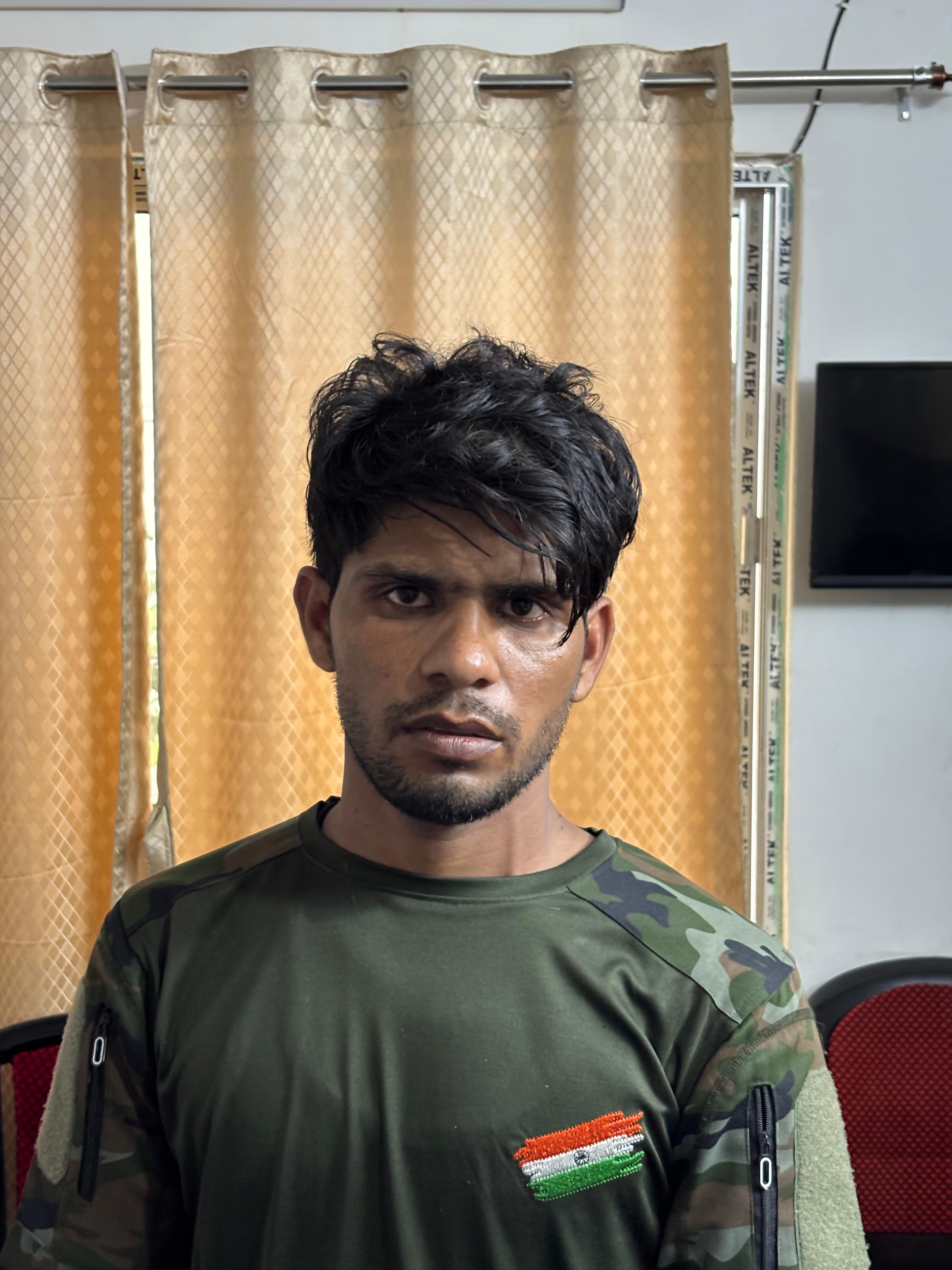 मयनागुड़ी में एटीएम लूट मामले में तीसरा बदमाश गिरफ्तार मयनागुड़ी में एटीएम लूट मामले में तीसरा बदमाश गिरफ्तार