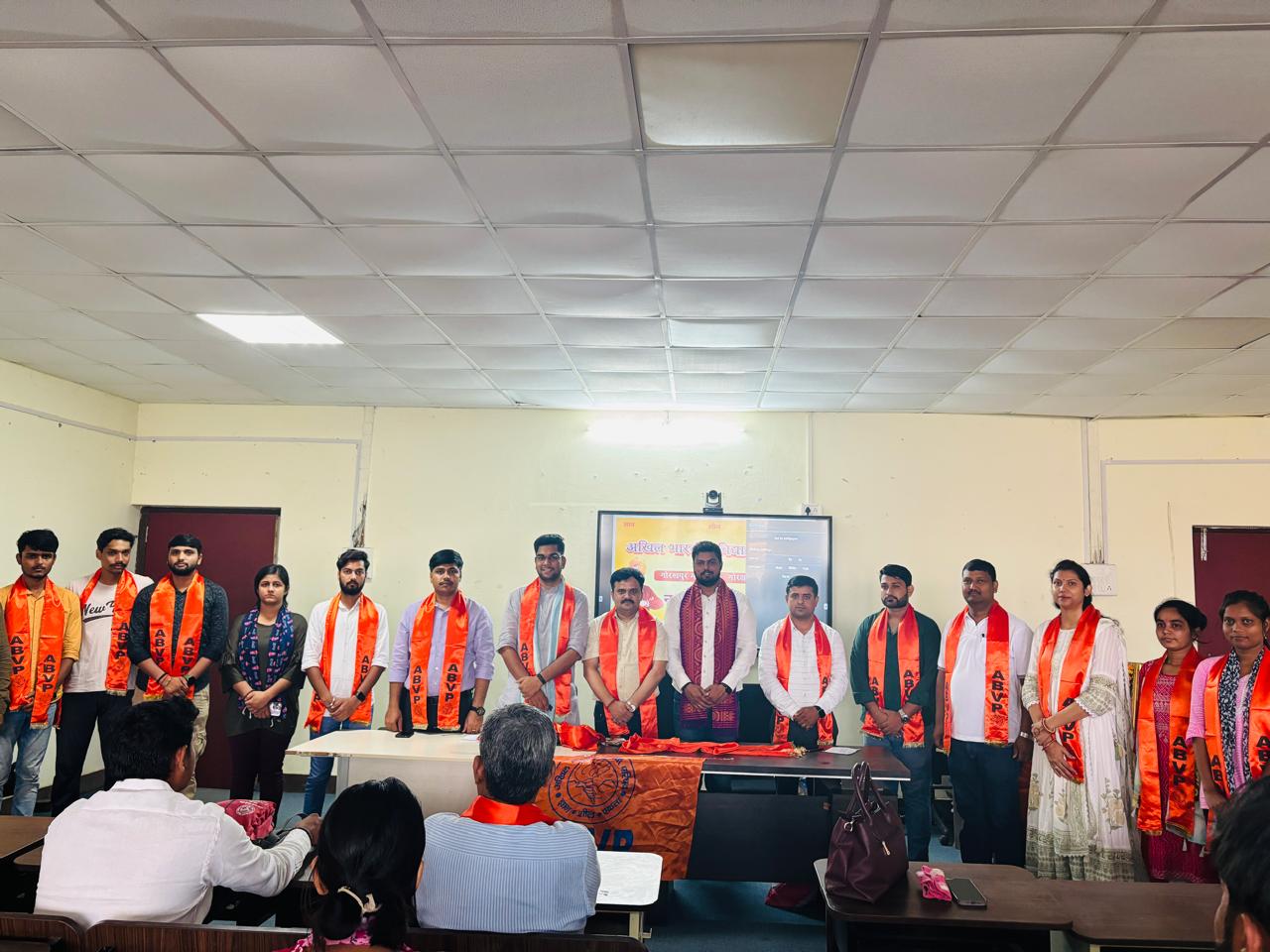 *नवनिर्वाचित अध्यक्ष तथा मंत्री ने जताई परिषद के प्रति अपनी प्रतिबद्धता* *नवनिर्वाचित अध्यक्ष तथा मंत्री ने जताई परिषद के प्रति अपनी प्रतिबद्धता*