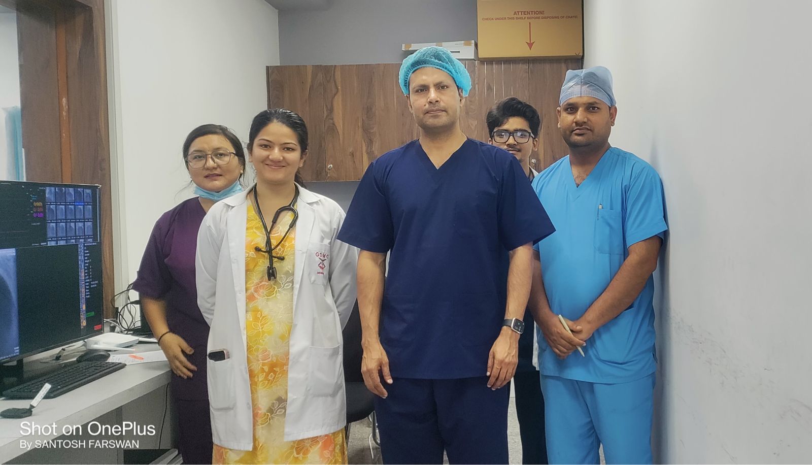 राजकीय दून चिकित्सालय मेडिकल कॉलेज के सर्जरी टीम। राजकीय दून चिकित्सालय मेडिकल कॉलेज के सर्जरी टीम।