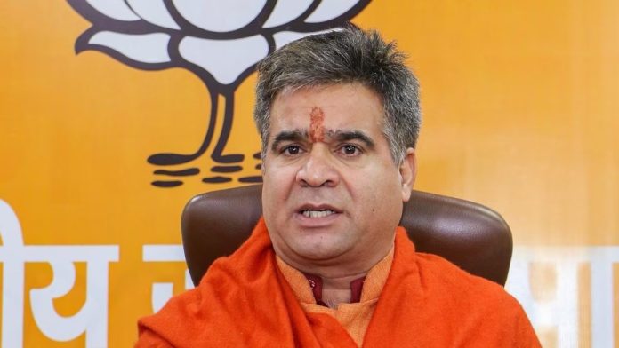 केंद्र ईरान में फंसे जम्मू-कश्मीर के छात्रों और व्यापारियों की सुरक्षा के लिए आवश्यक कदम उठा रहा है -भाजपा नेता केंद्र ईरान में फंसे जम्मू-कश्मीर के छात्रों और व्यापारियों की सुरक्षा के लिए आवश्यक कदम उठा रहा है -भाजपा नेता