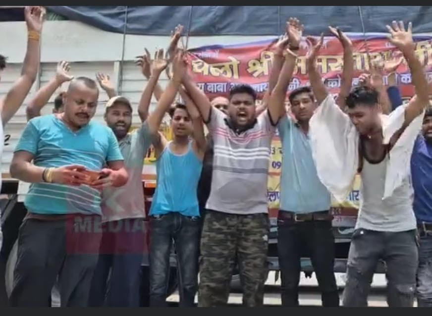 The process of arrival of committees that organize langar for the devotees of Baba Barfani has started The process of arrival of committees that organize langar for the devotees of Baba Barfani has started