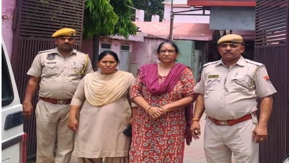 ठगी की मास्टरमाईन्ड मालासिंह पूर्व में हो चुकी है गिरफ्तार ठगी की मास्टरमाईन्ड मालासिंह पूर्व में हो चुकी है गिरफ्तार