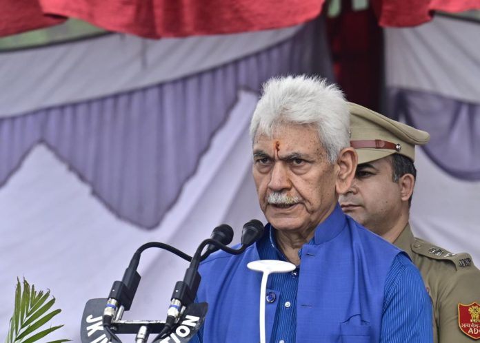 मुझे जम्मू-कश्मीर पुलिस के हमारे बहादुर कर्मियों और अधिकारियों पर गर्व है-उपराज्यपाल मुझे जम्मू-कश्मीर पुलिस के हमारे बहादुर कर्मियों और अधिकारियों पर गर्व है-उपराज्यपाल
