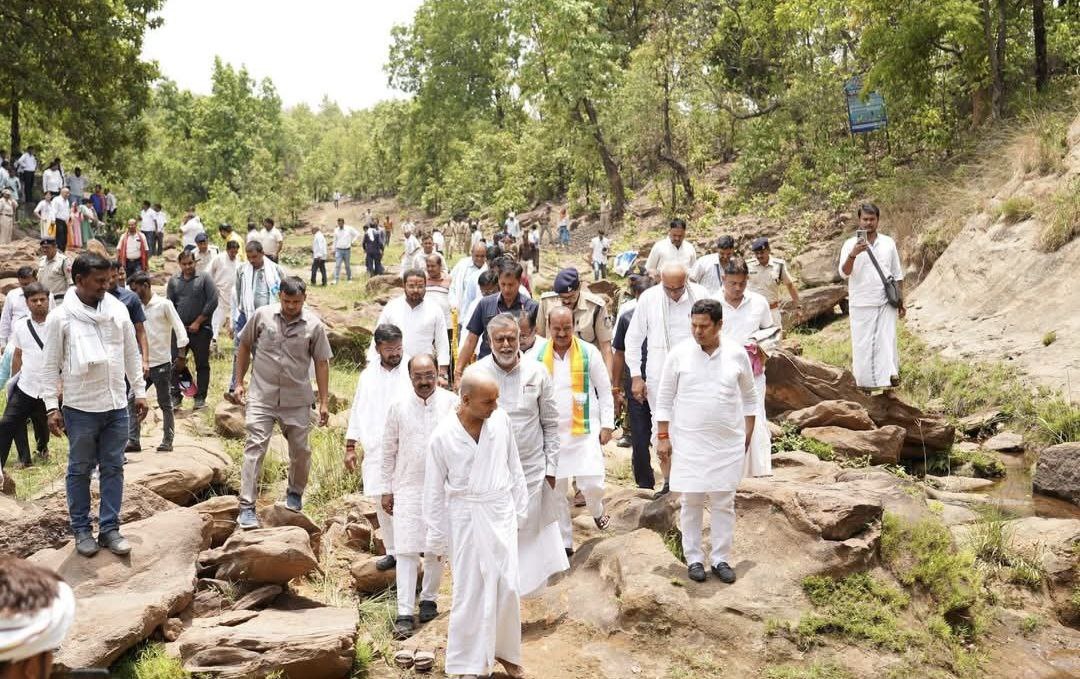 दमोह -मां नर्मदा के भक्त दादा गुरू जरारूधाम में 1705 वृक्षों को रोपित करेंगे