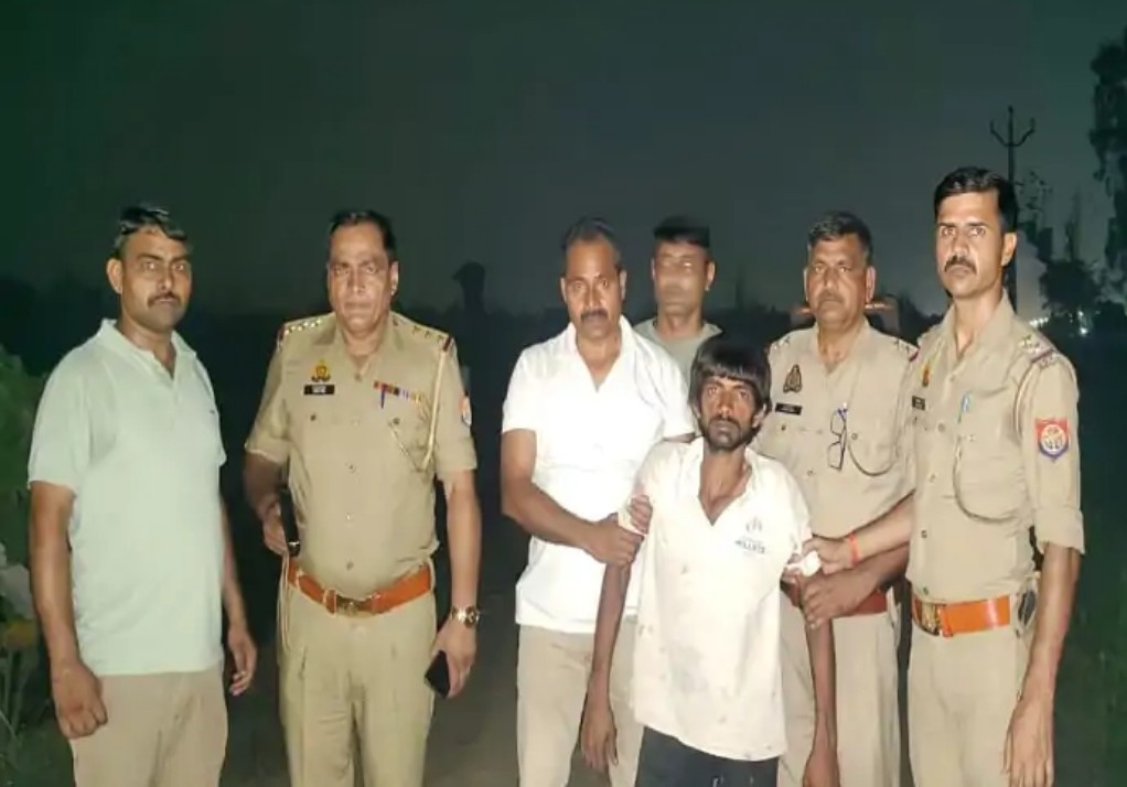 पुलिस विरासत में किसान का हत्या आरोपी पुलिस विरासत में किसान का हत्या आरोपी
