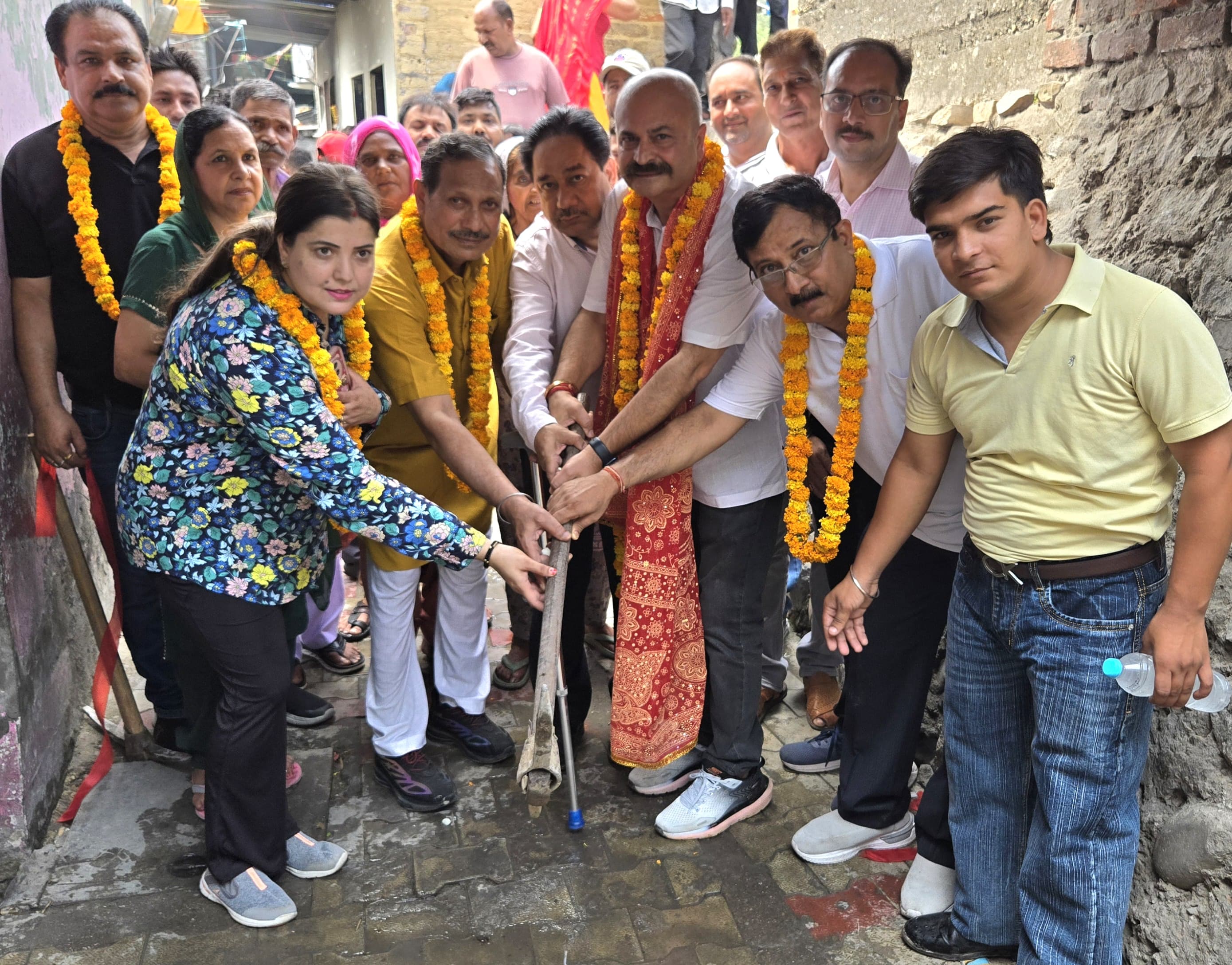 जम्मू ईस्ट में सीवरेज लिंक और हाउस कनेक्शन का उद्घाटन, 2.77 करोड़ रुपये की लागत से शुरू हुआ कार्य जम्मू ईस्ट में सीवरेज लिंक और हाउस कनेक्शन का उद्घाटन, 2.77 करोड़ रुपये की लागत से शुरू हुआ कार्य