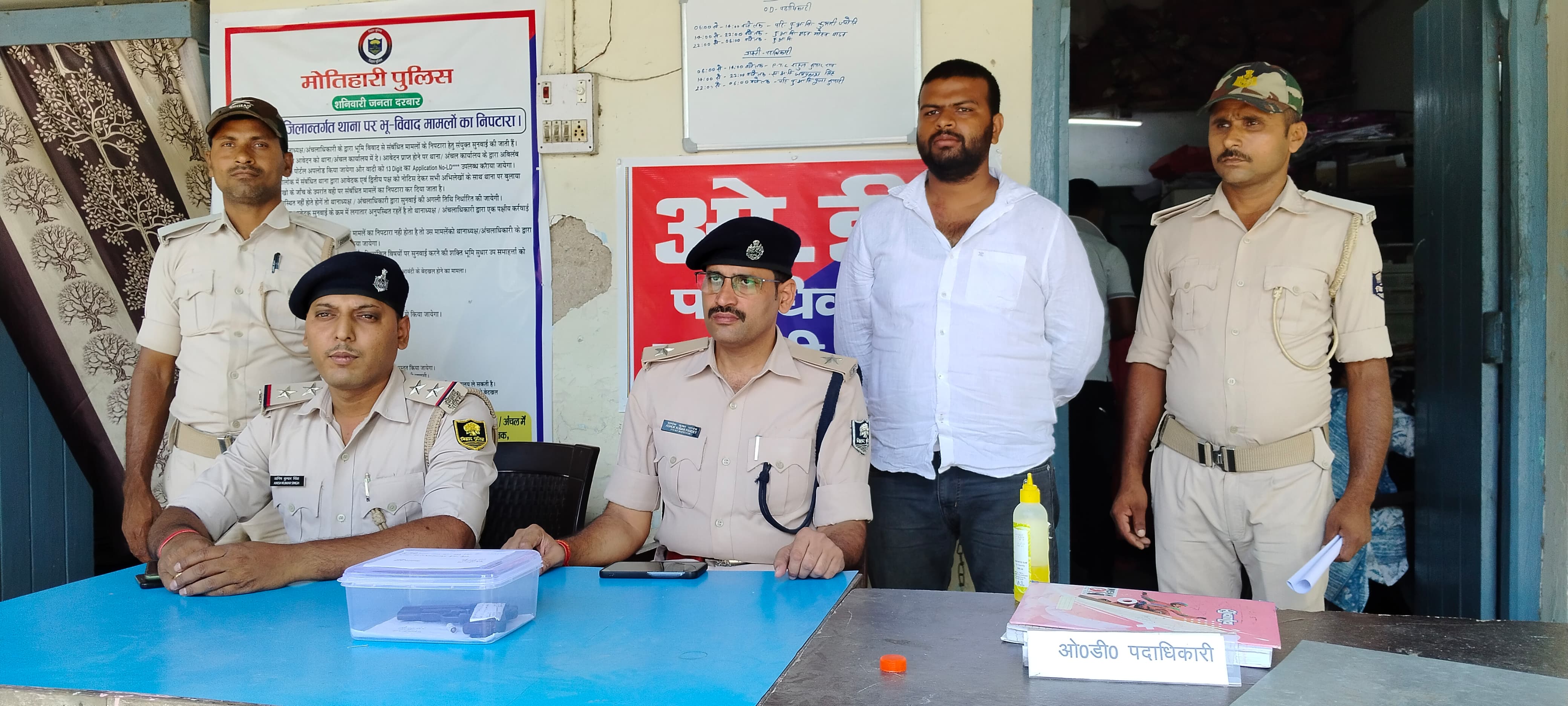 पुलिस गिरफ्त में हत्याकांड का आरोपी