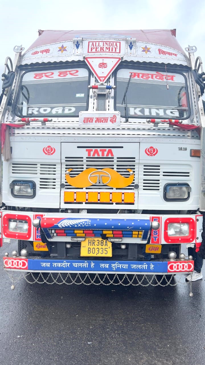 ट्रक कंटेनर से 688 किलो डोडा पोस्त के साथ एक तस्कर गिरफ्तार1 ट्रक कंटेनर से 688 किलो डोडा पोस्त के साथ एक तस्कर गिरफ्तार1
