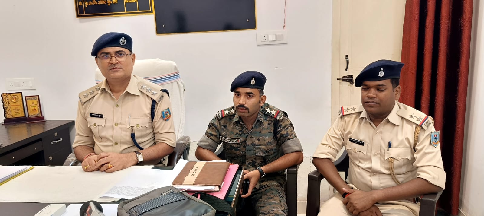 प्रेसवार्ता का फोटो प्रेसवार्ता का फोटो