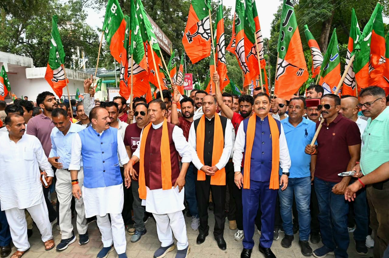 हिंदुत्व कुचलने की साजिश में जुटी सुक्खू सरकार, भावनाओं से खेलने का अंजाम भुगतेगी कांग्रेस — जयराम ठाकुर हिंदुत्व कुचलने की साजिश में जुटी सुक्खू सरकार, भावनाओं से खेलने का अंजाम भुगतेगी कांग्रेस — जयराम ठाकुर